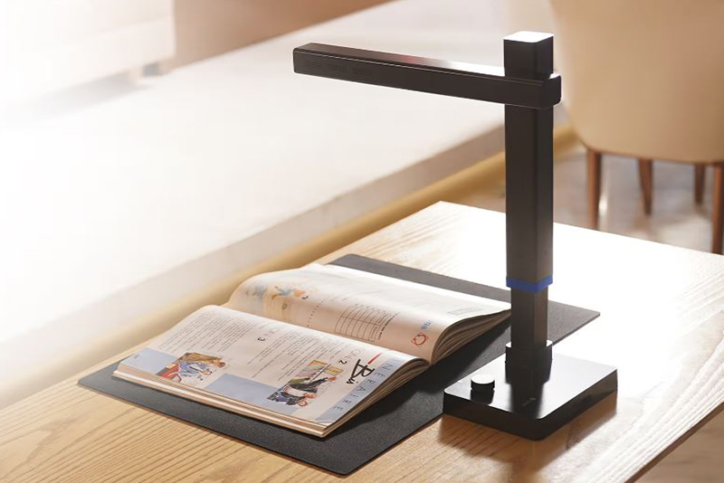 Scanner de Livres et de Documents CZUR Shine Ultra Pro 24MP Test et Avis Complet 2025